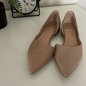 Nude flats
